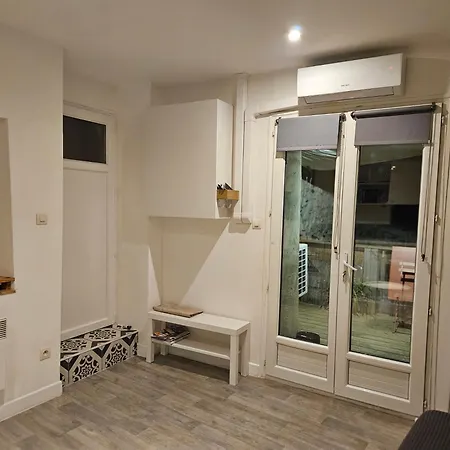 Maison De Village Meublee Avec Terrasse * Donzère