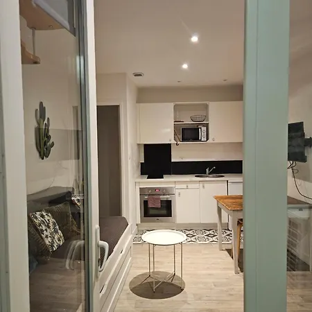 Maison De Village Meublée Avec Terrasse Hébergement de vacances Donzère